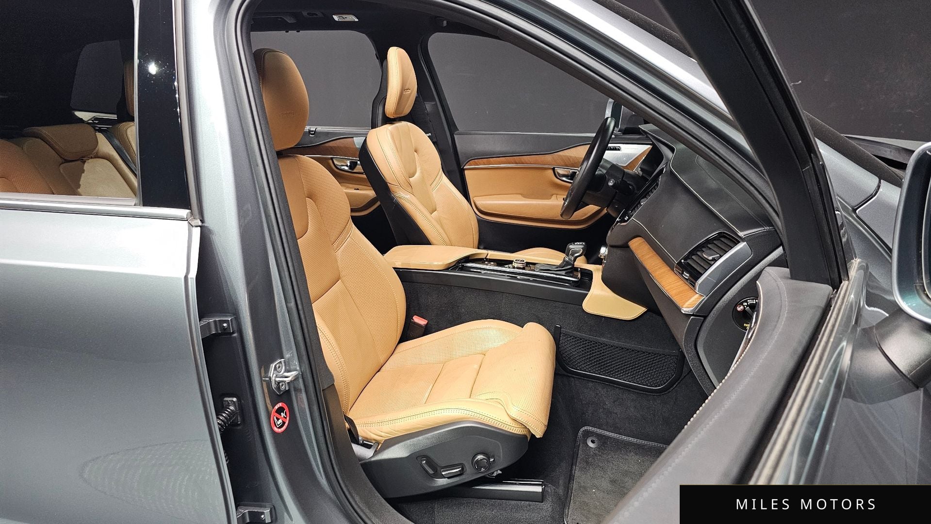 Volvo XC90 2020 — миниатюра 18
