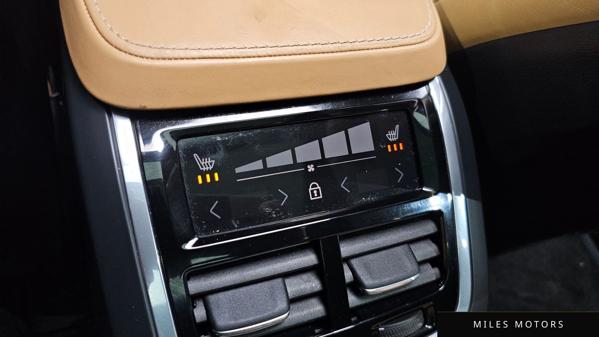 Volvo XC90 2020 — миниатюра 31