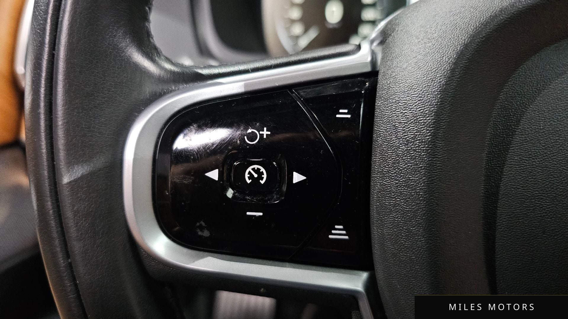 Volvo XC90 2020 — миниатюра 32