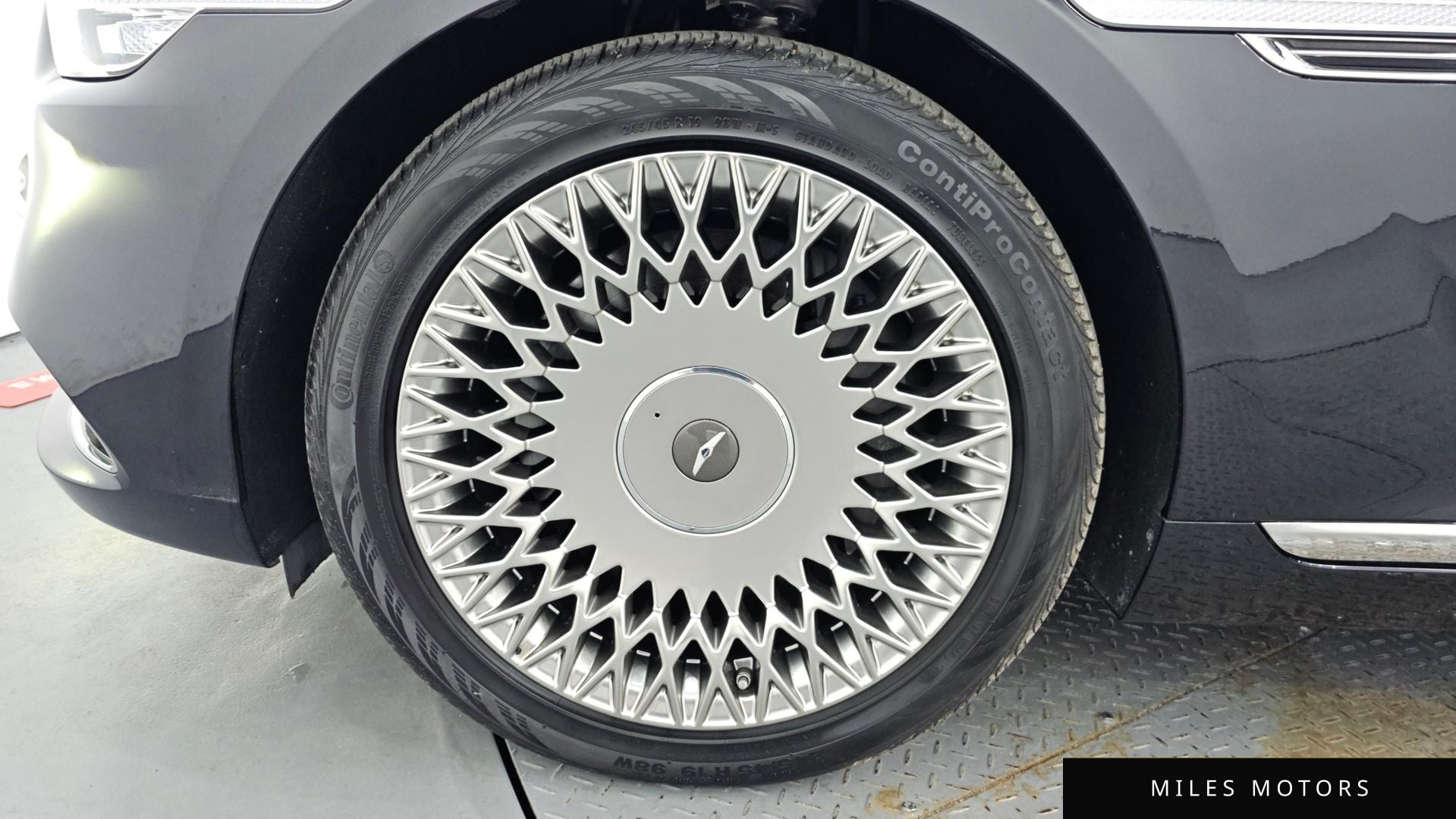 Genesis G90 2021 — миниатюра 5