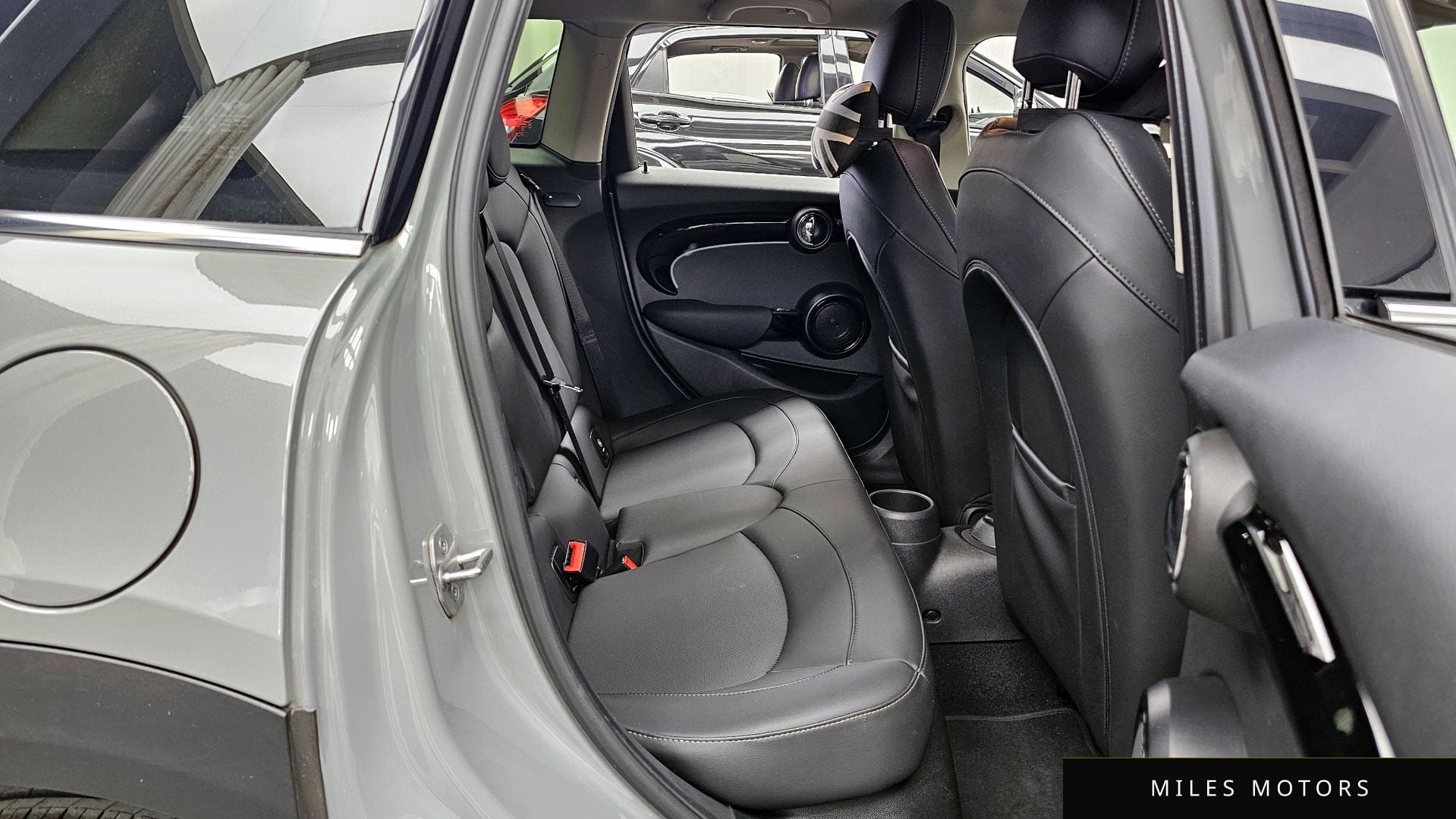 MINI 쿠퍼 2022 — миниатюра 12