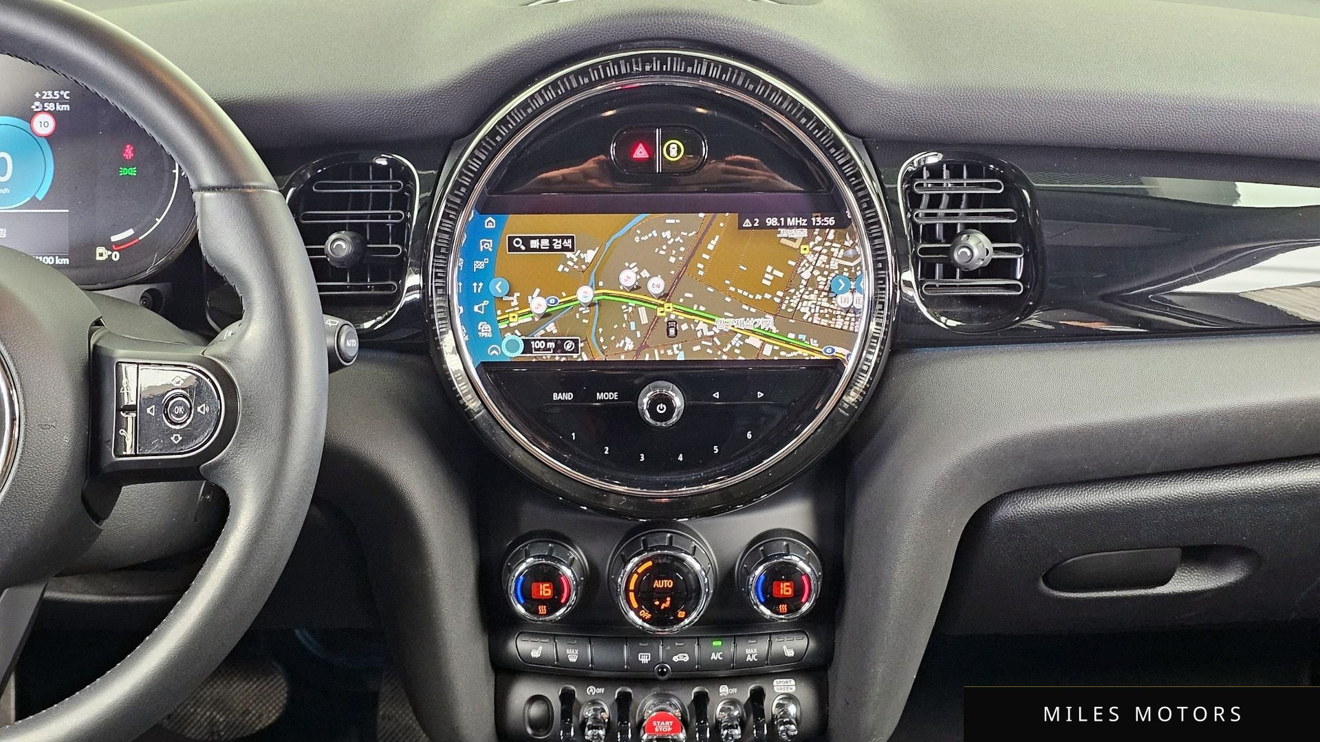 MINI 쿠퍼 2022 — миниатюра 14