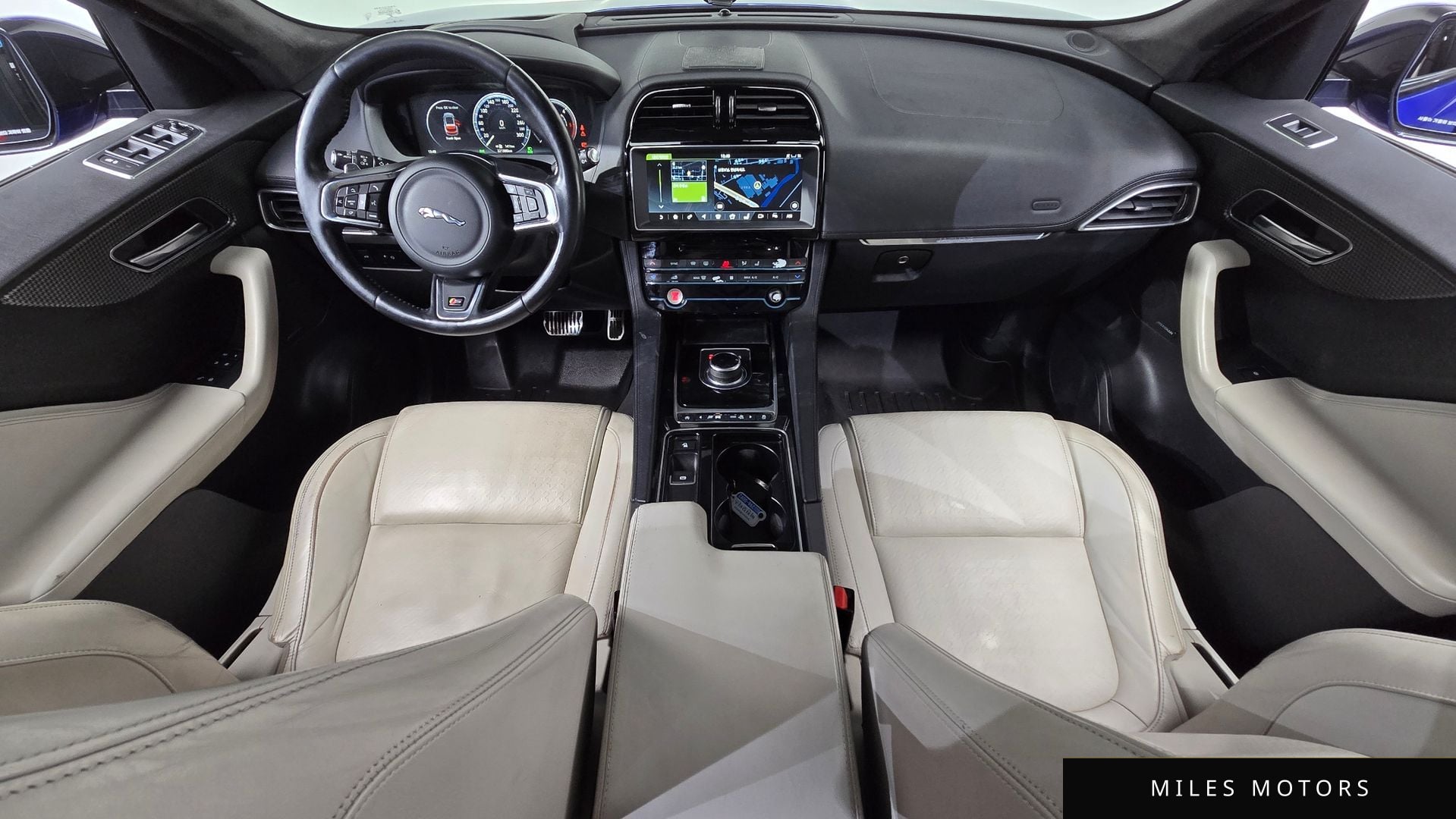 Jaguar F-PACE 2017 — миниатюра 7