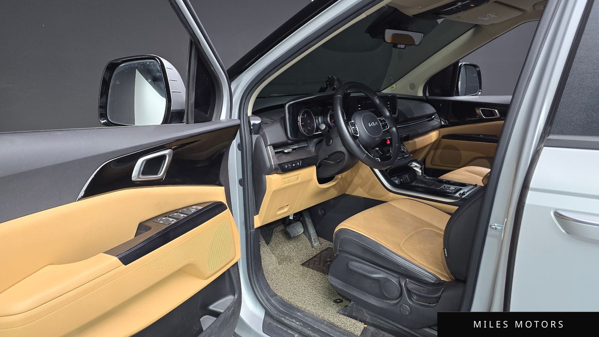 Kia Carnival 2022 — миниатюра 12
