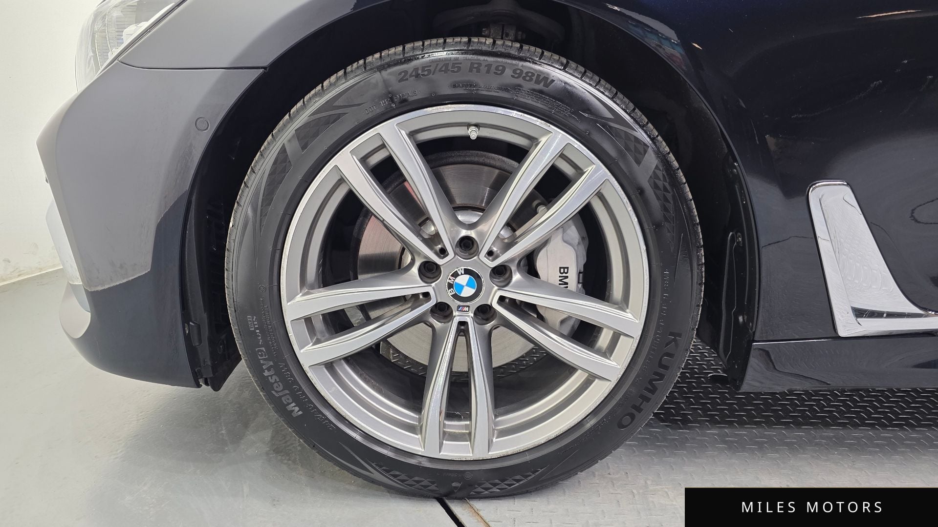 BMW 7 Series (G11) 2018 — миниатюра 5