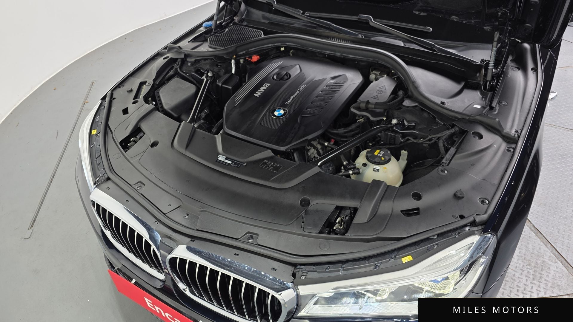 BMW 7 Series (G11) 2018 — миниатюра 6
