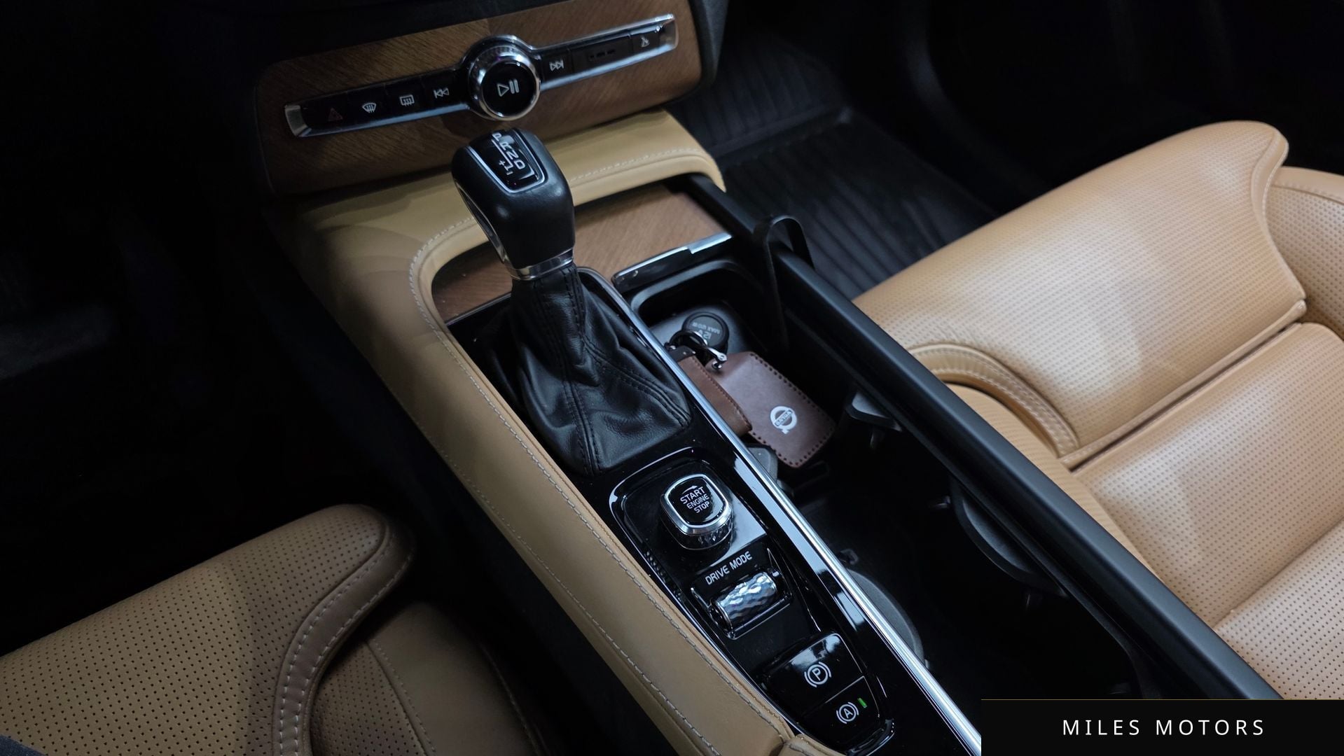 Volvo XC90 2019 — миниатюра 12