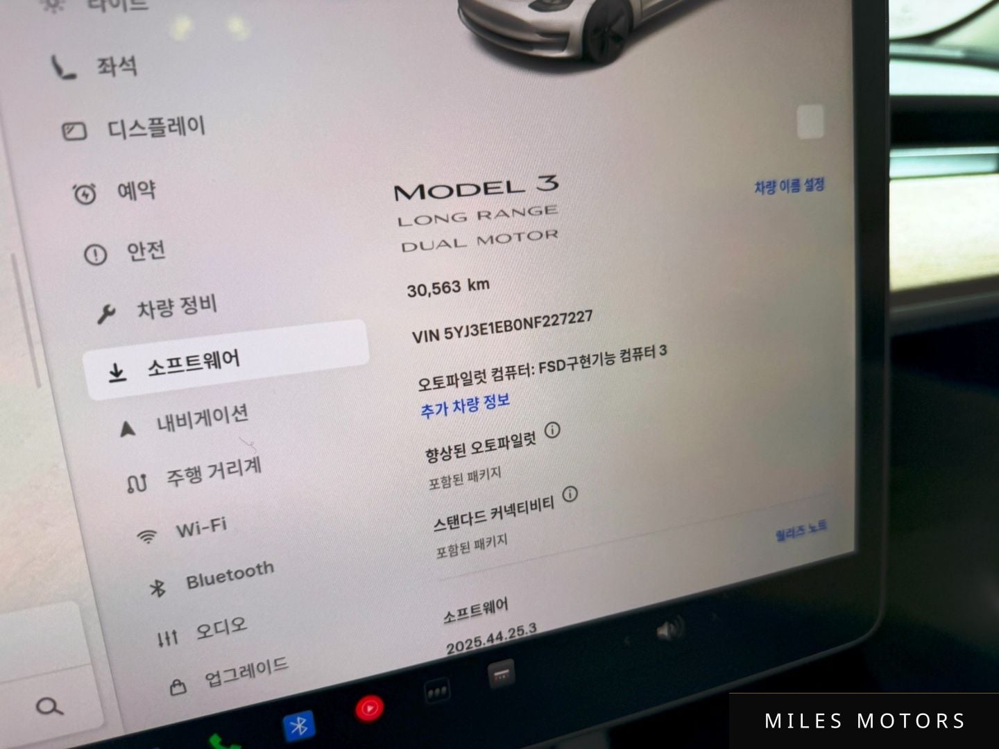 Tesla 모델 3 2022 — миниатюра 2