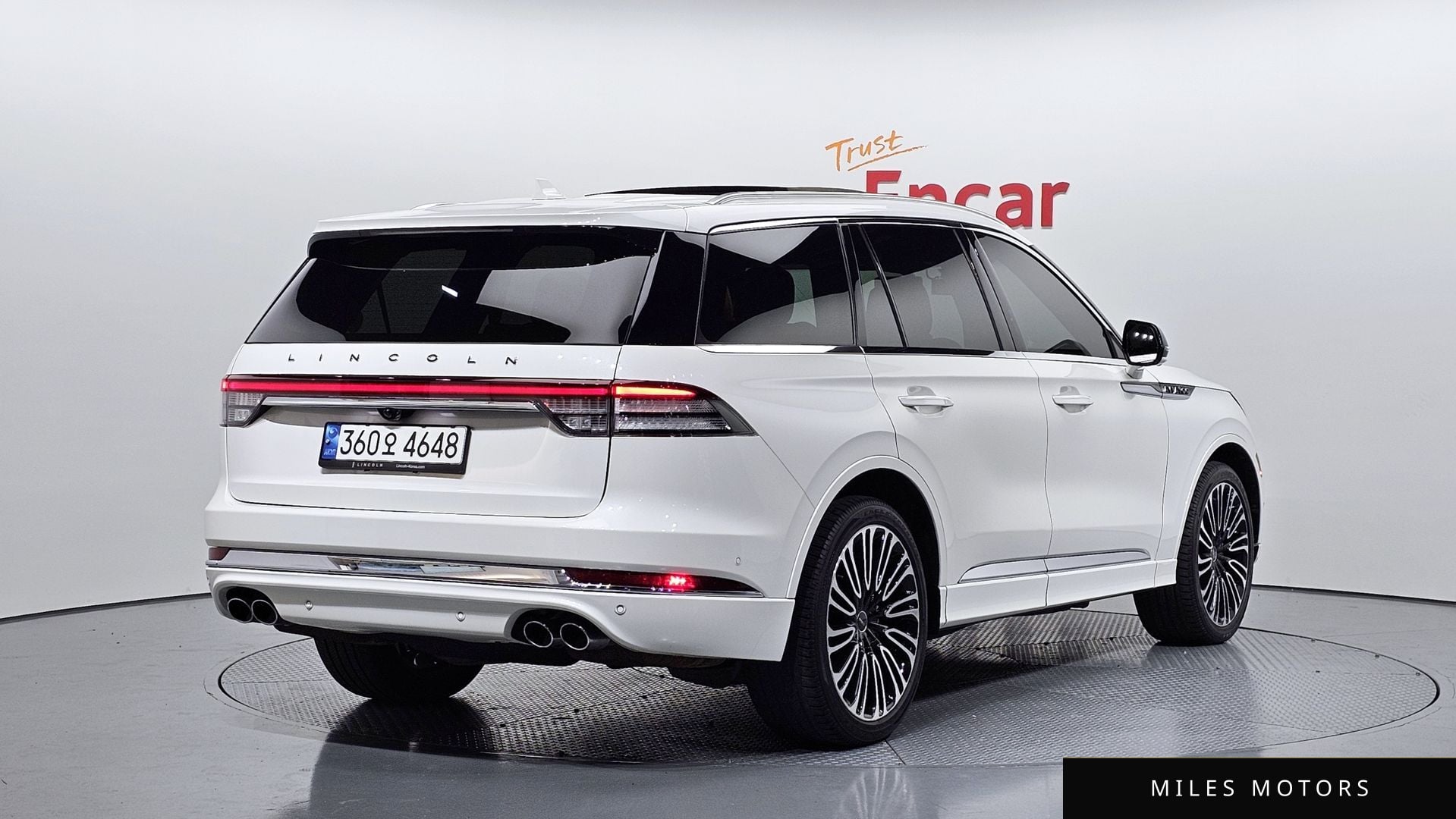 Lincoln Aviator 2023 — миниатюра 2