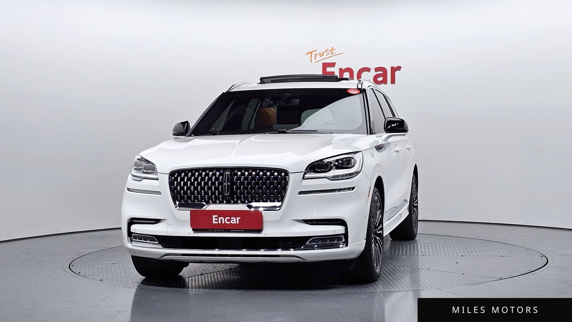 Lincoln Aviator 2023 — миниатюра 3