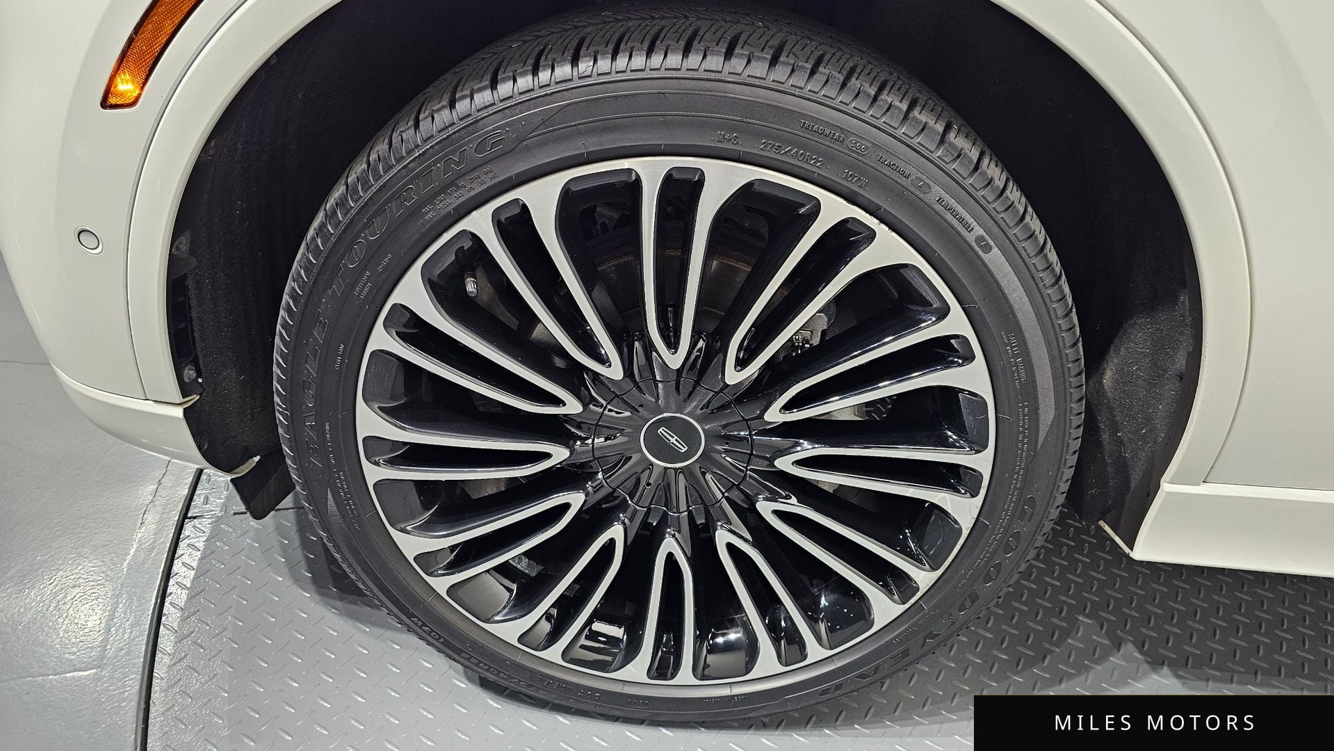 Lincoln Aviator 2023 — миниатюра 5