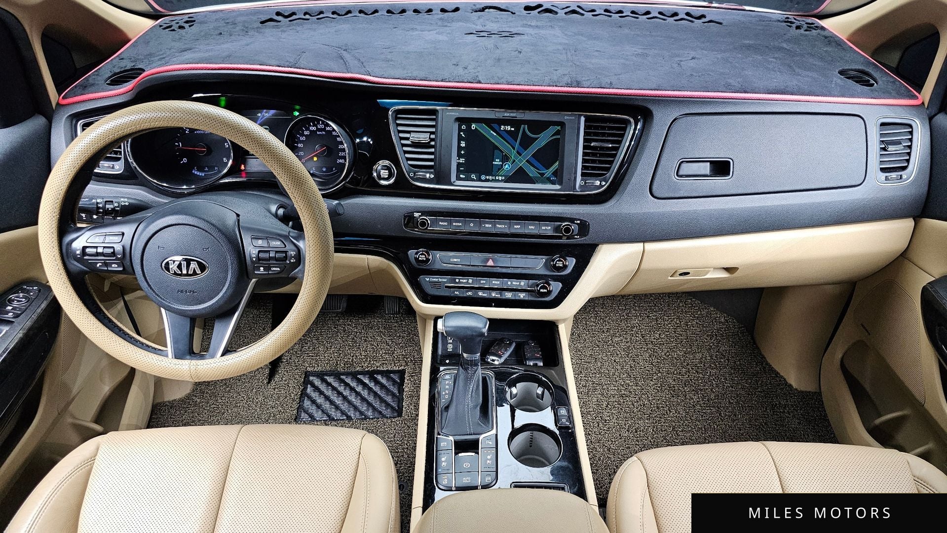 Kia Canival 2020 — миниатюра 10