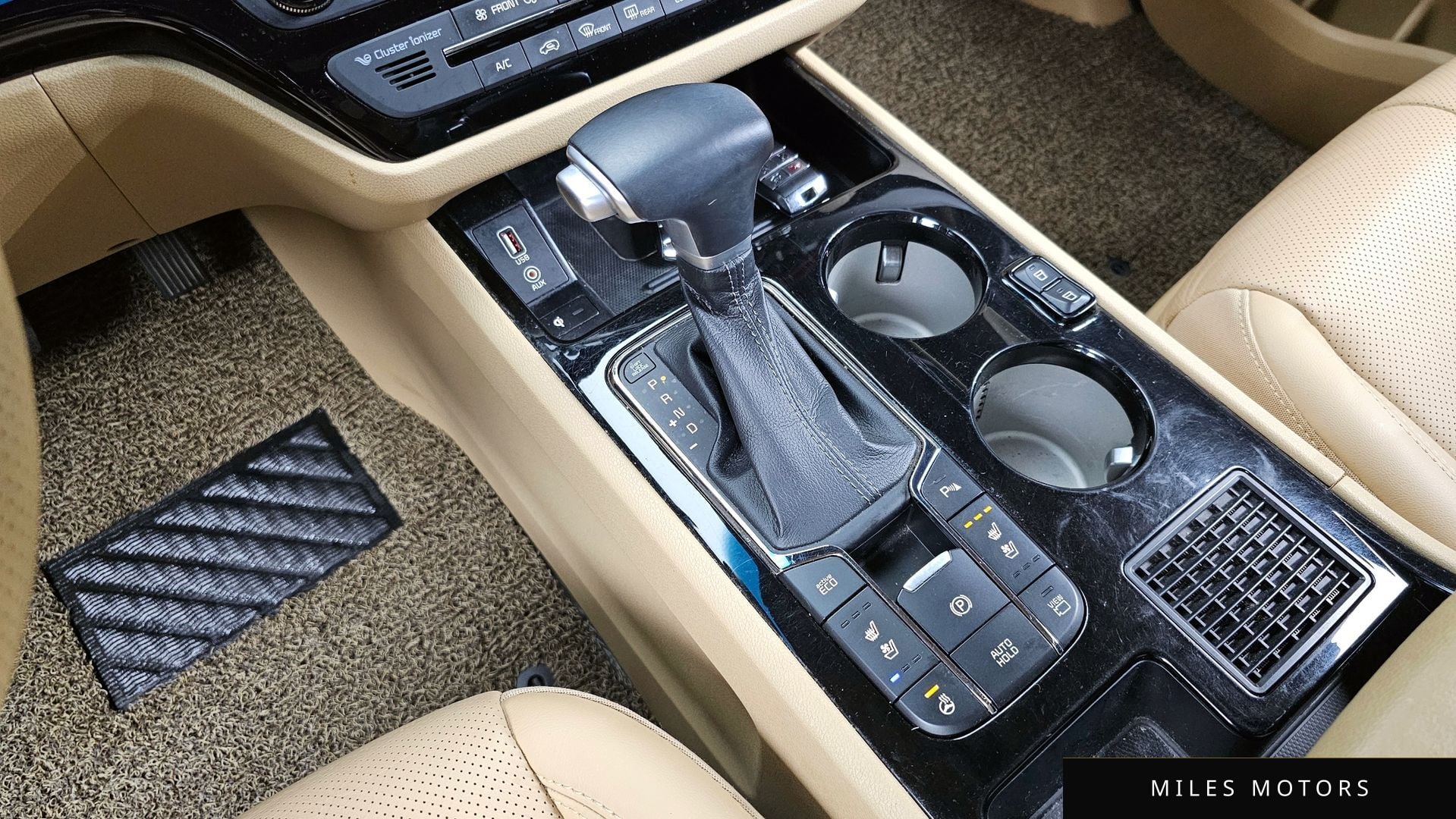 Kia Canival 2020 — миниатюра 12