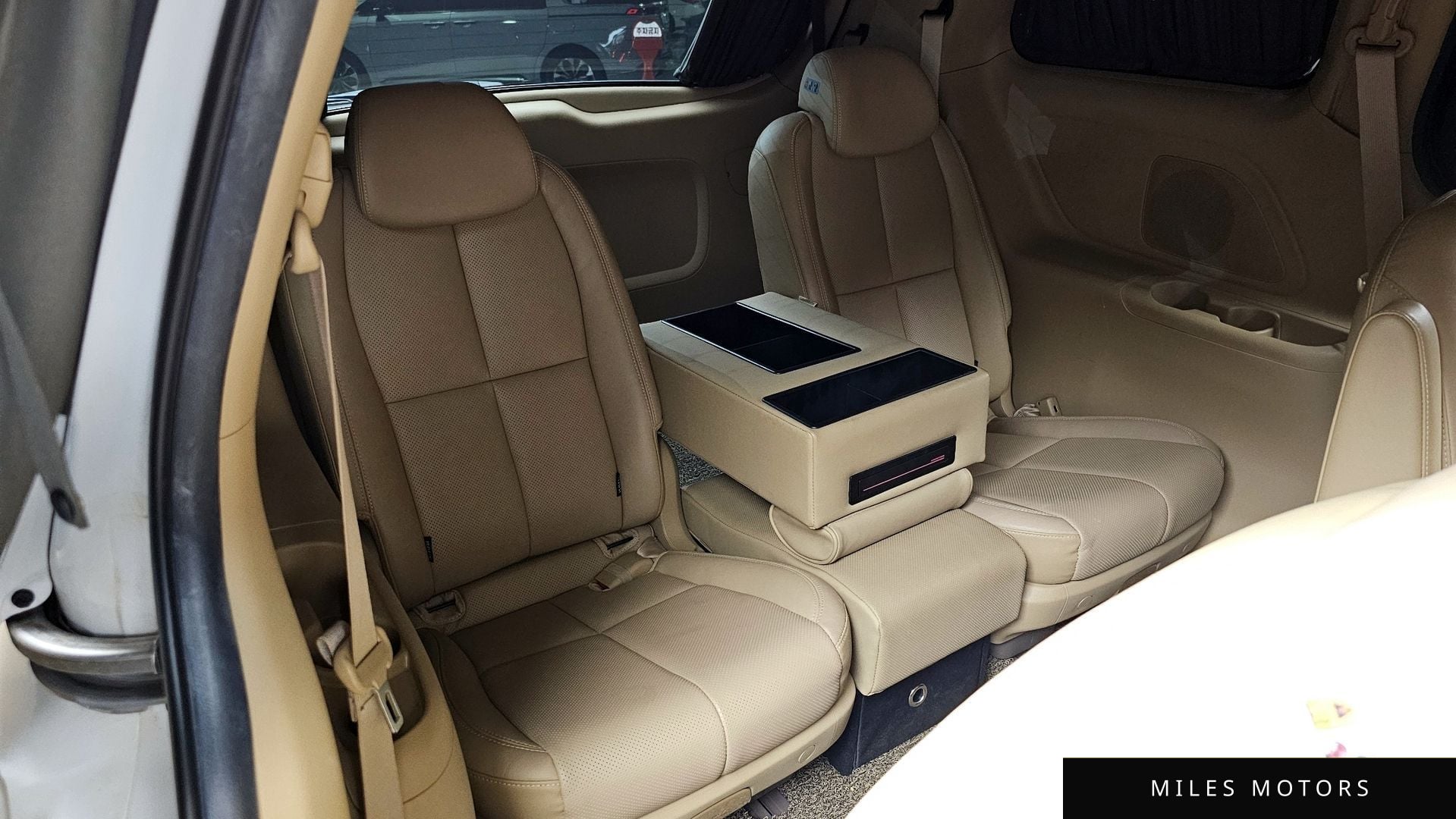 Kia Canival 2020 — миниатюра 18