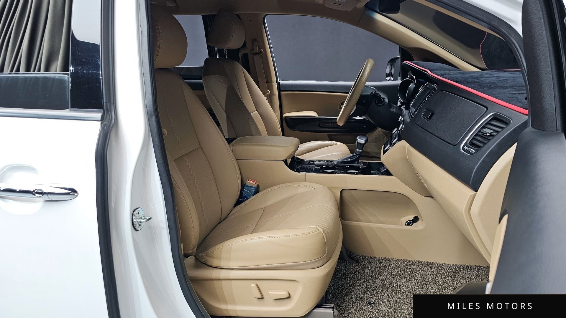 Kia Canival 2020 — миниатюра 16