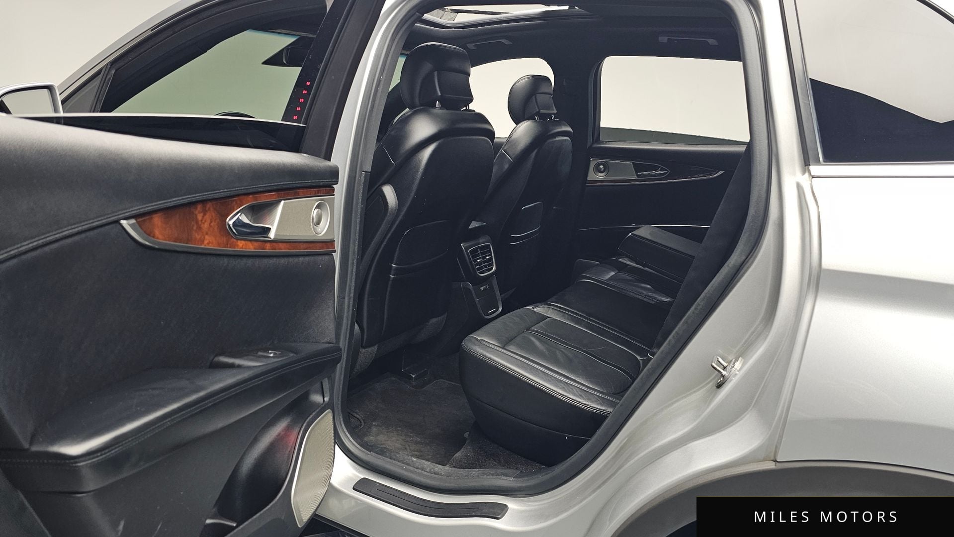 Lincoln MKX 2016 — миниатюра 17