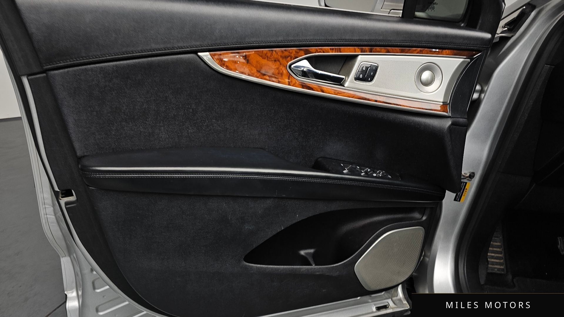 Lincoln MKX 2016 — миниатюра 13