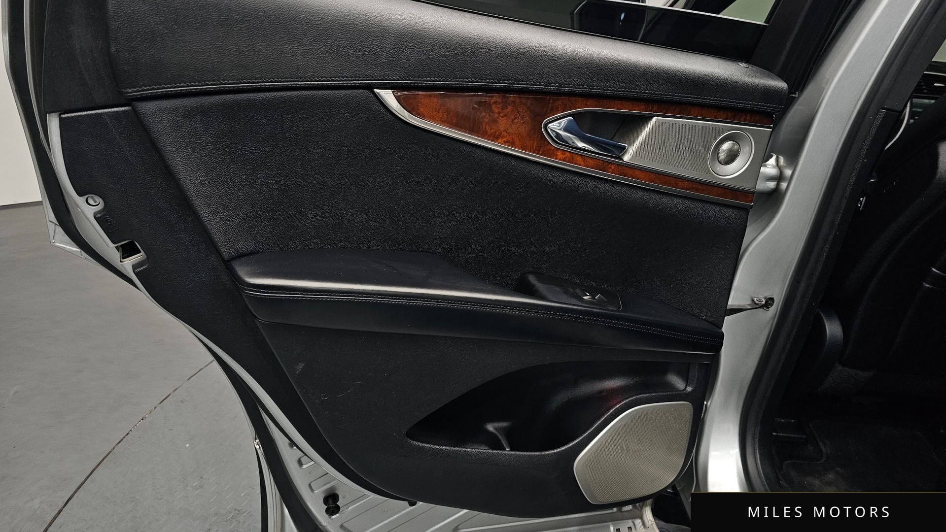 Lincoln MKX 2016 — миниатюра 14
