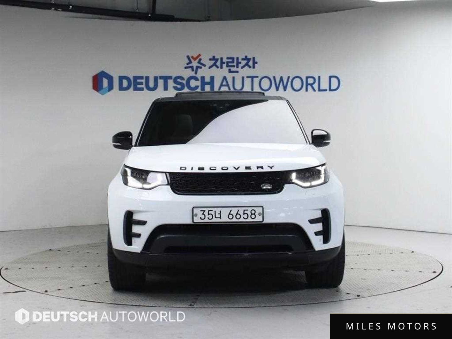 Land Rover Discovery 2018 — миниатюра 3