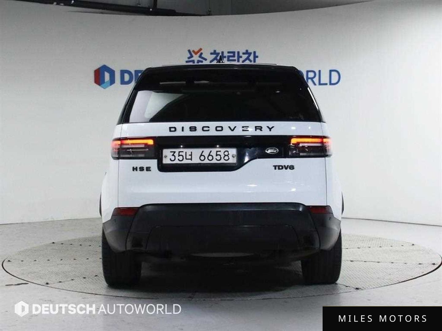 Land Rover Discovery 2018 — миниатюра 4