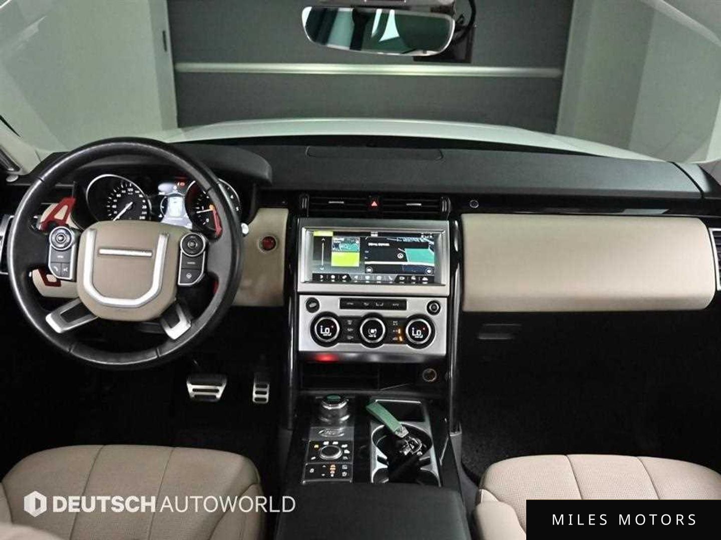 Land Rover Discovery 2018 — миниатюра 8