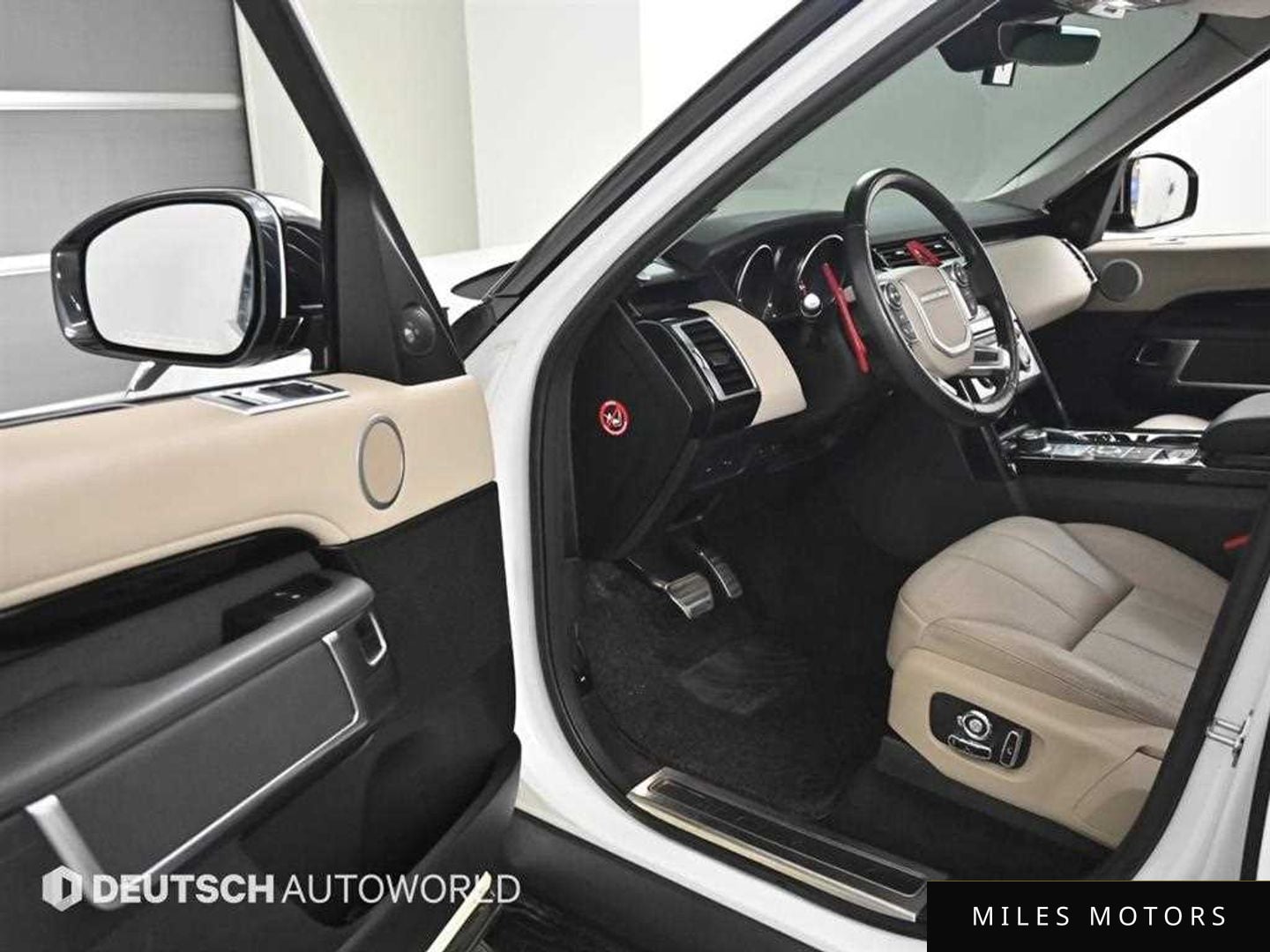 Land Rover Discovery 2018 — миниатюра 11
