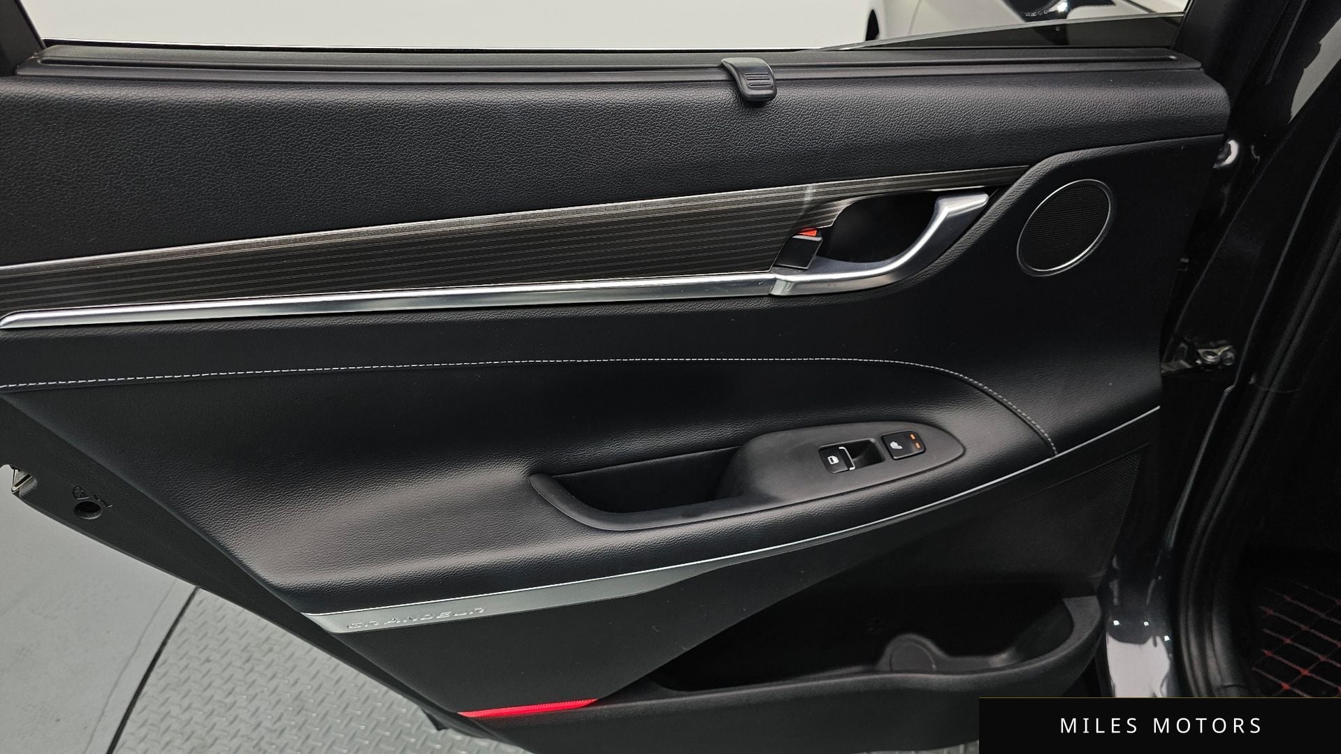 Hyundai 그랜저 IG 2018 — миниатюра 15