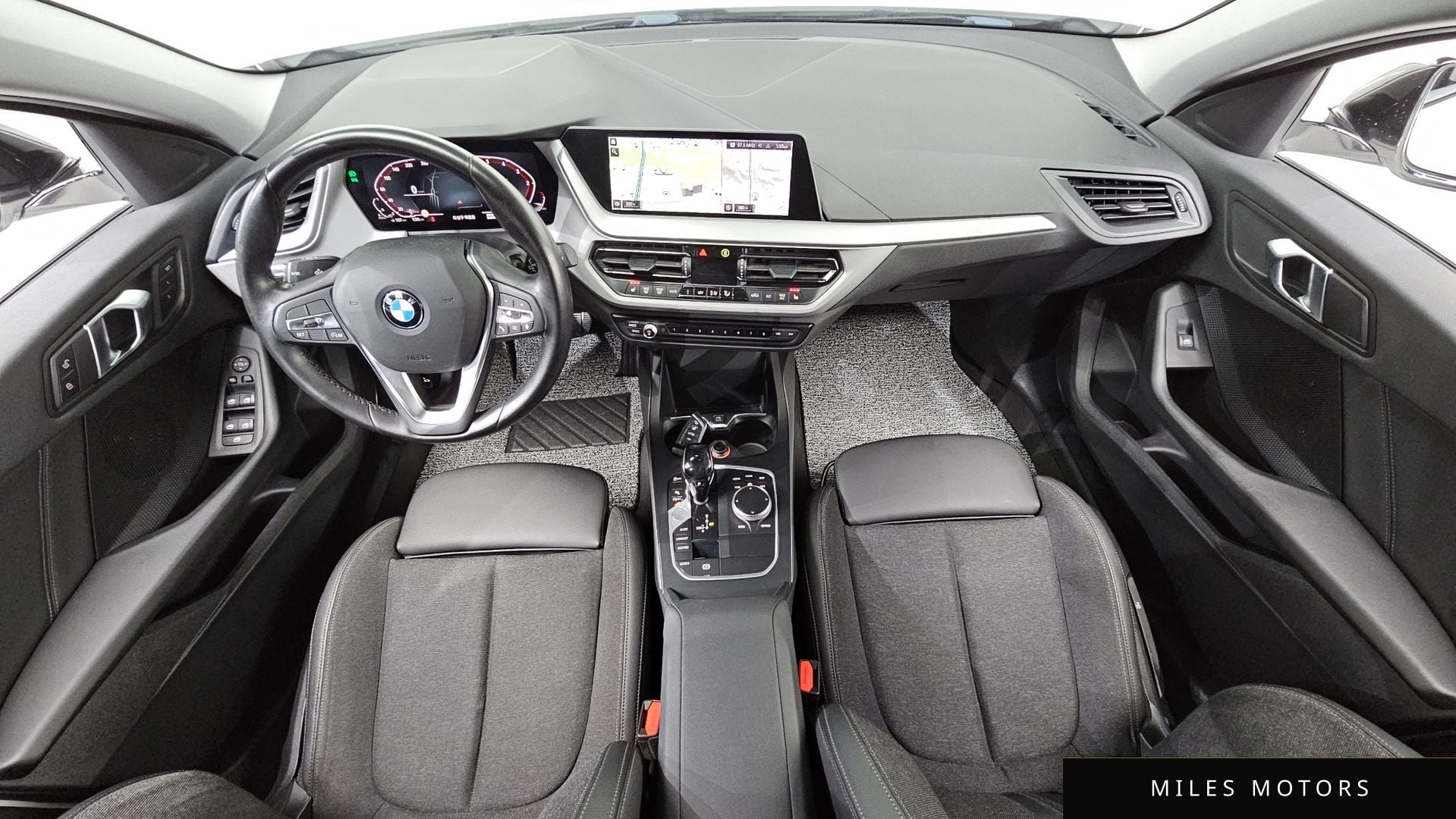 BMW 1 Series (F40) 2021 — миниатюра 10
