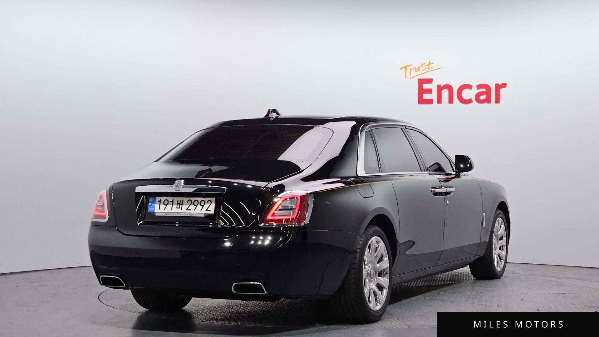 Rolls-Royce 고스트 2023 — миниатюра 2