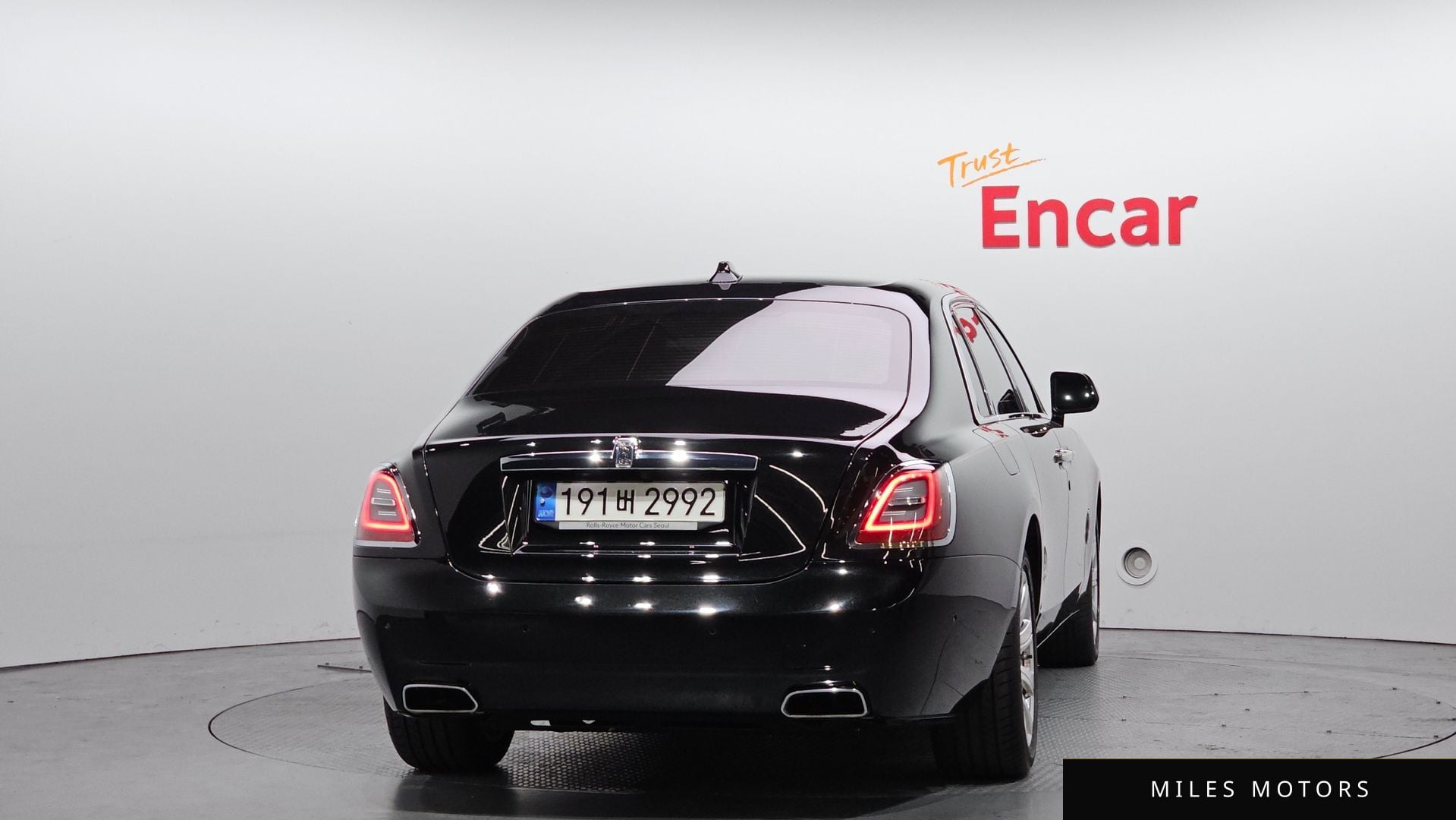 Rolls-Royce 고스트 2023 — миниатюра 4