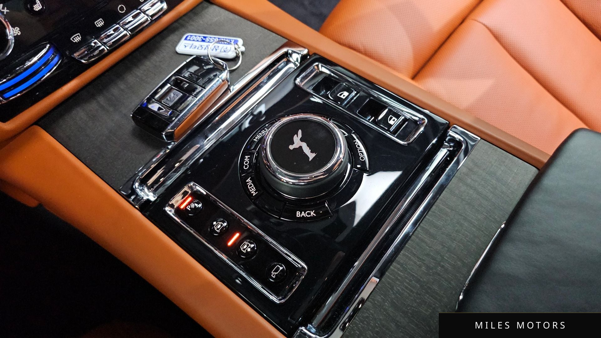 Rolls-Royce 고스트 2023 — миниатюра 28