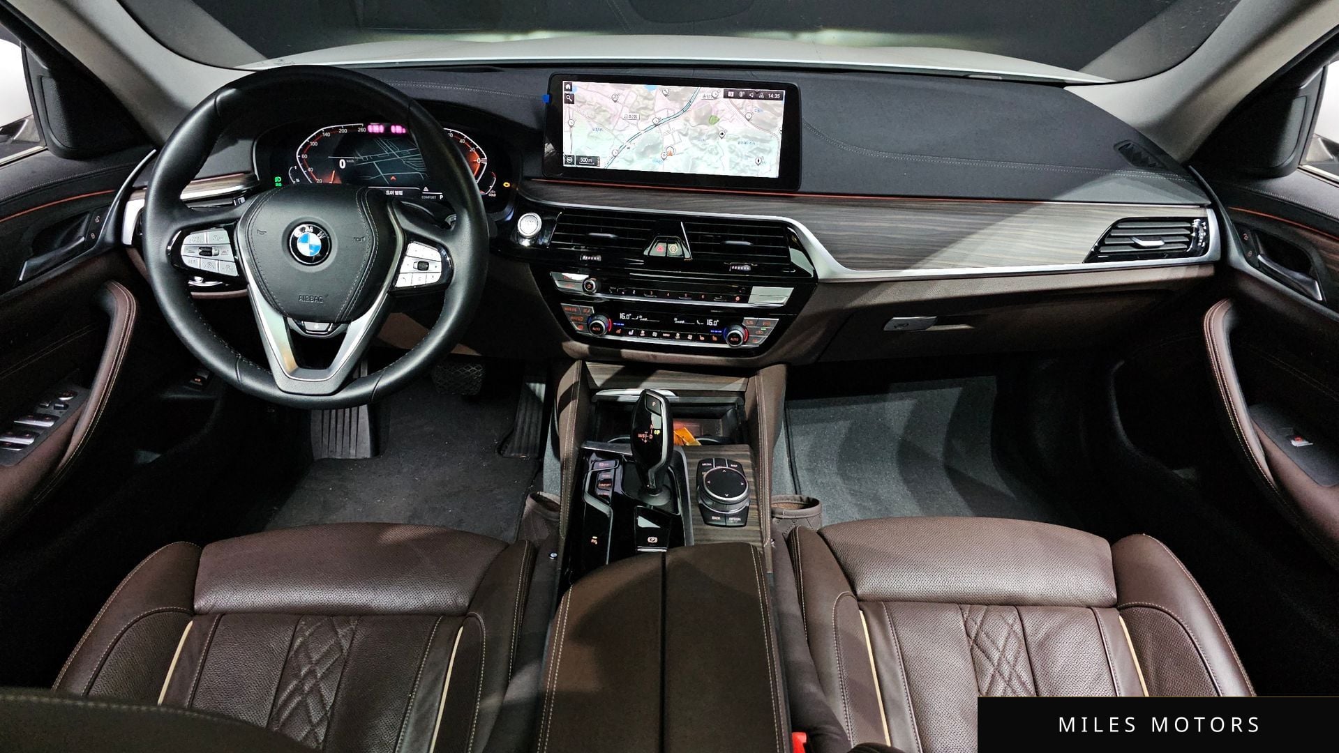 BMW 5 Series (G30) 2021 — миниатюра 10