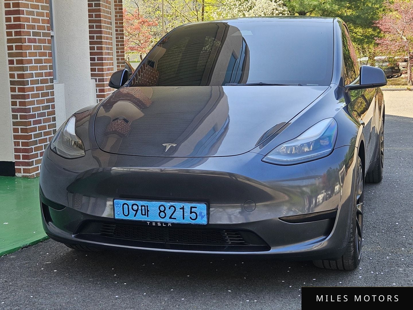 Tesla Model Y 2025 — миниатюра 3