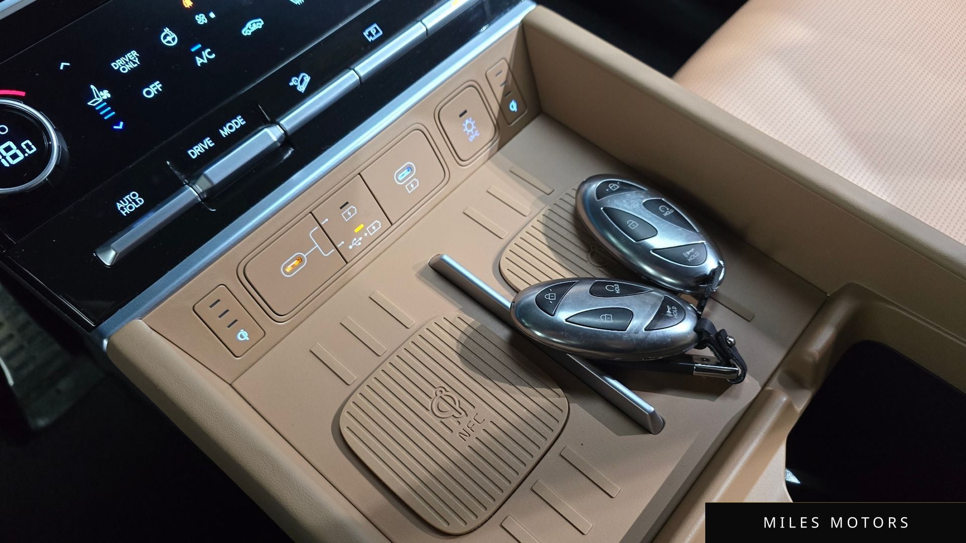 Hyundai 싼타페 (MX5) 2024 — миниатюра 31