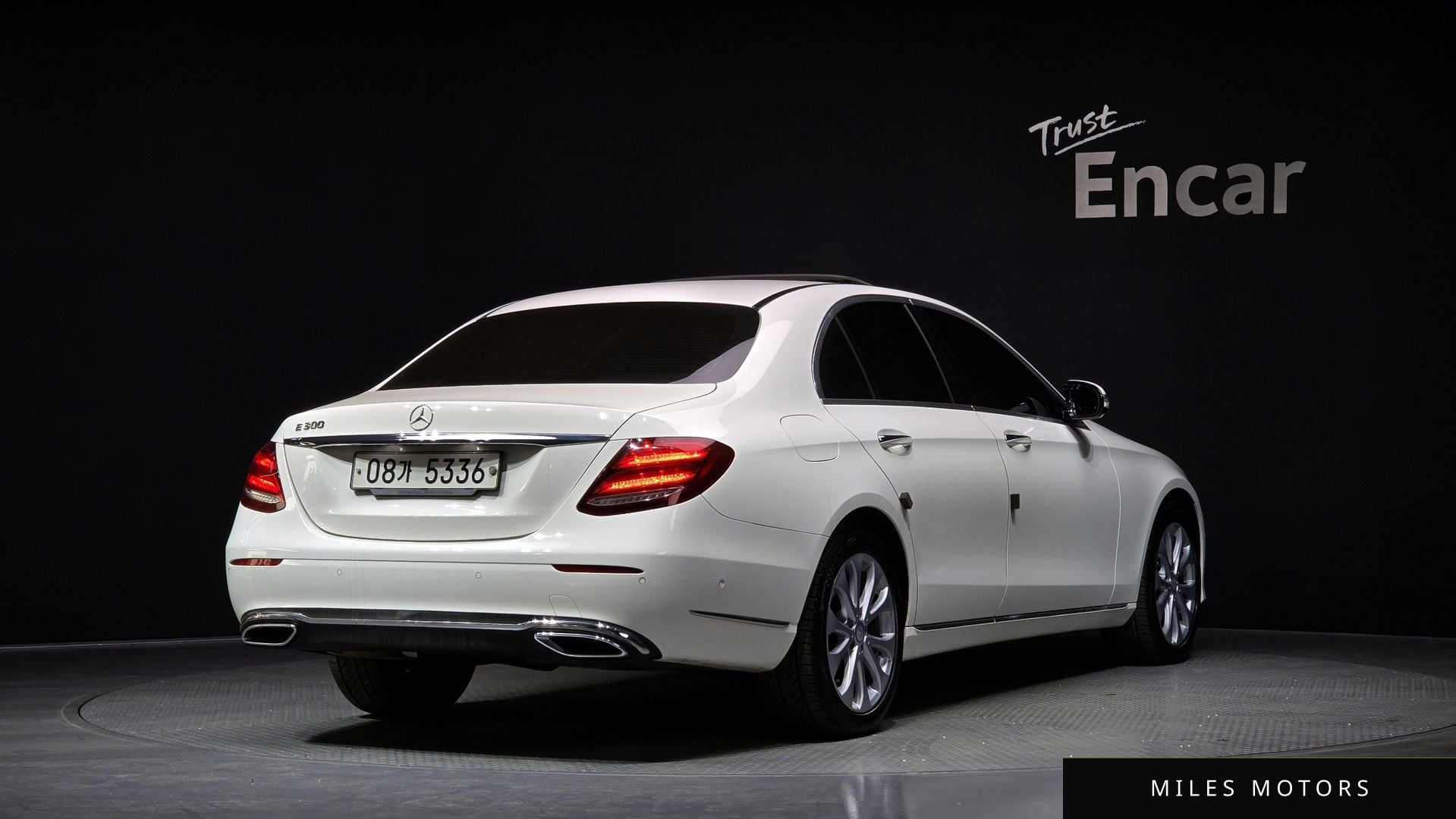 Mercedes-Benz E-Class W213 2017 — миниатюра 2