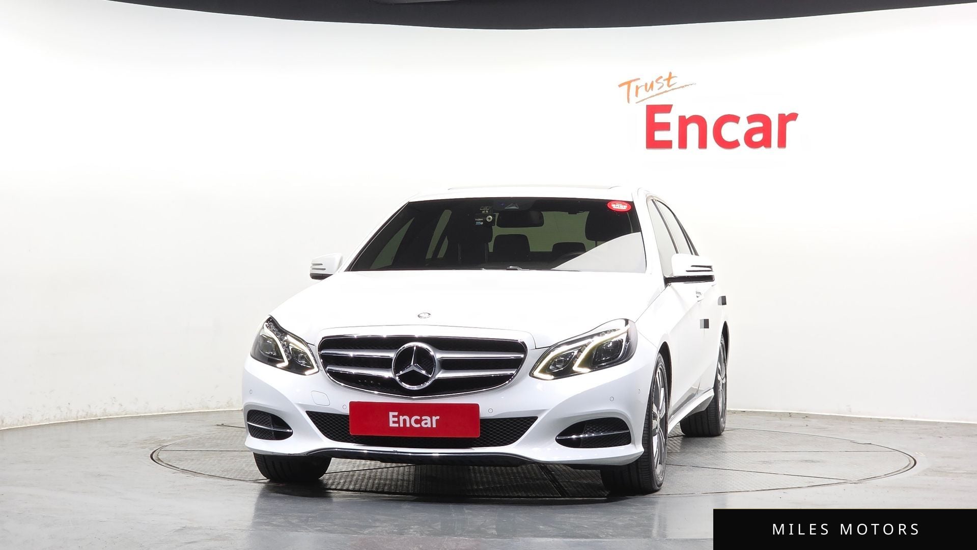 Mercedes-Benz E-Class W212 2016 — миниатюра 3