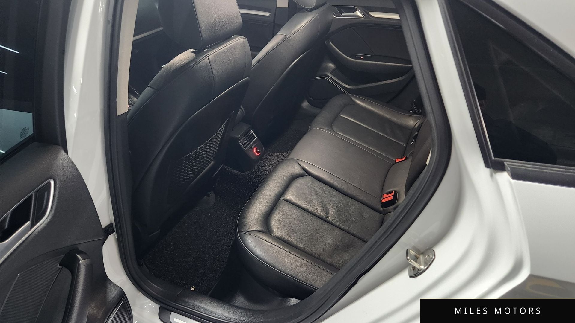 Audi A3 2015 — миниатюра 11