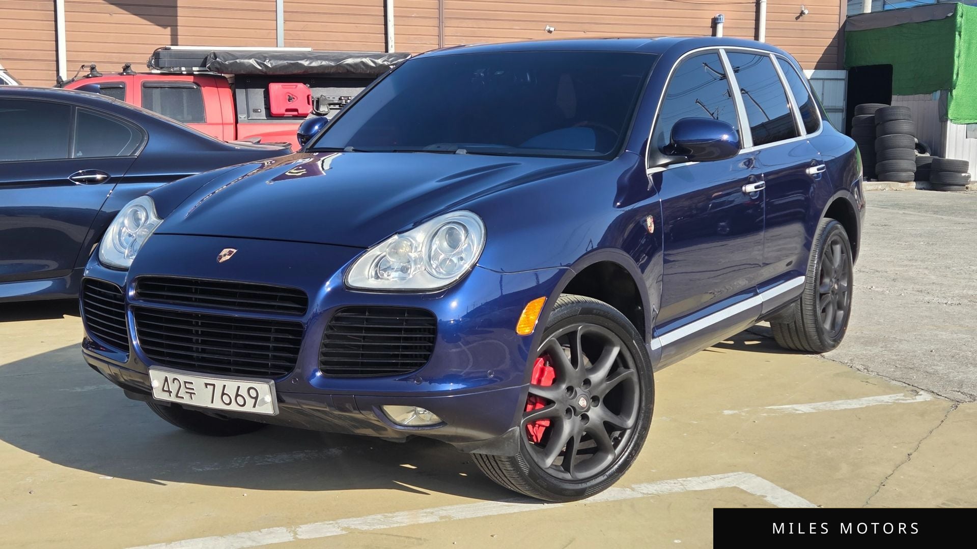 Porsche Cayenne 2004 — фото 1 из 12