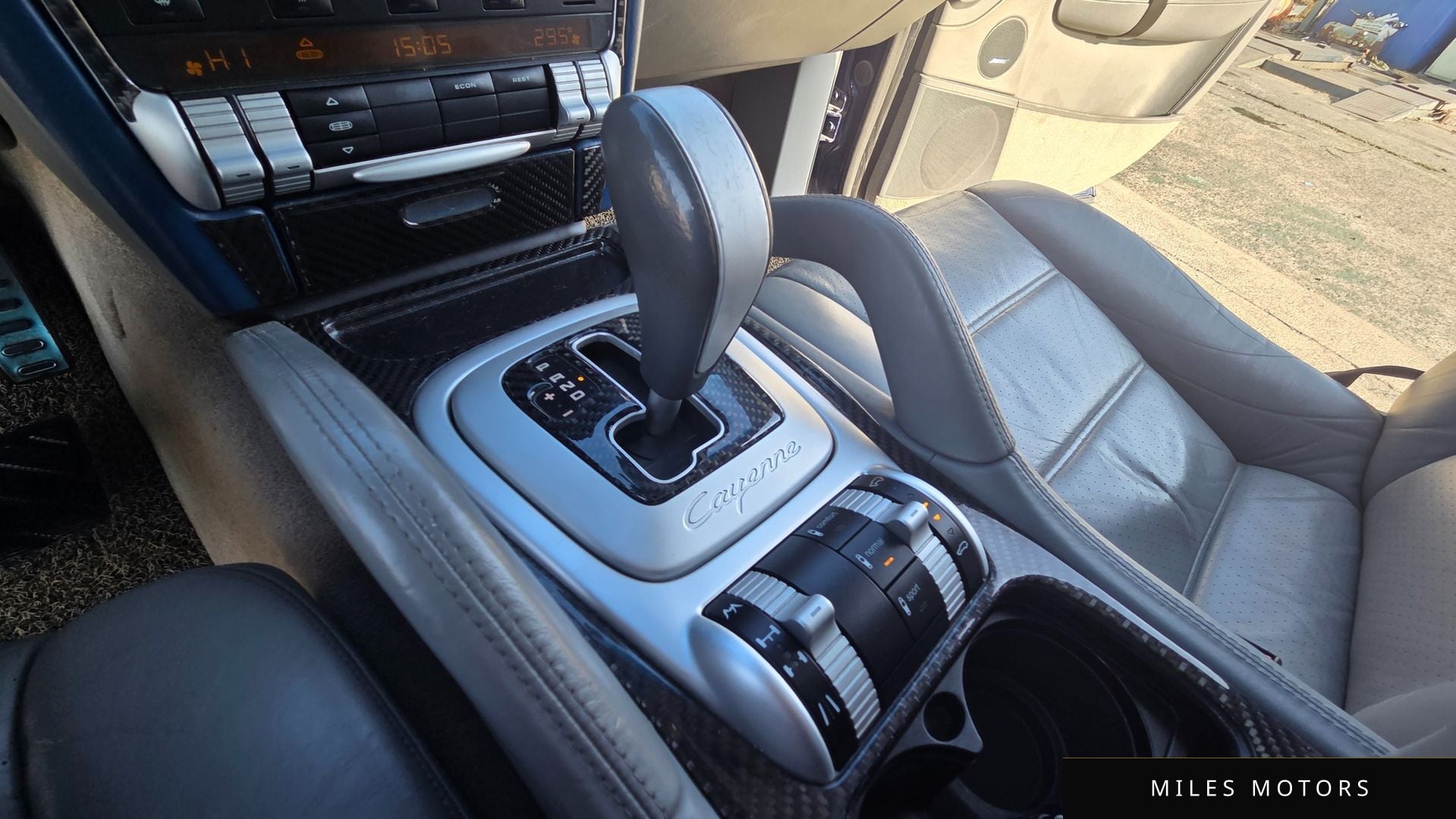 Porsche Cayenne 2004 — миниатюра 9