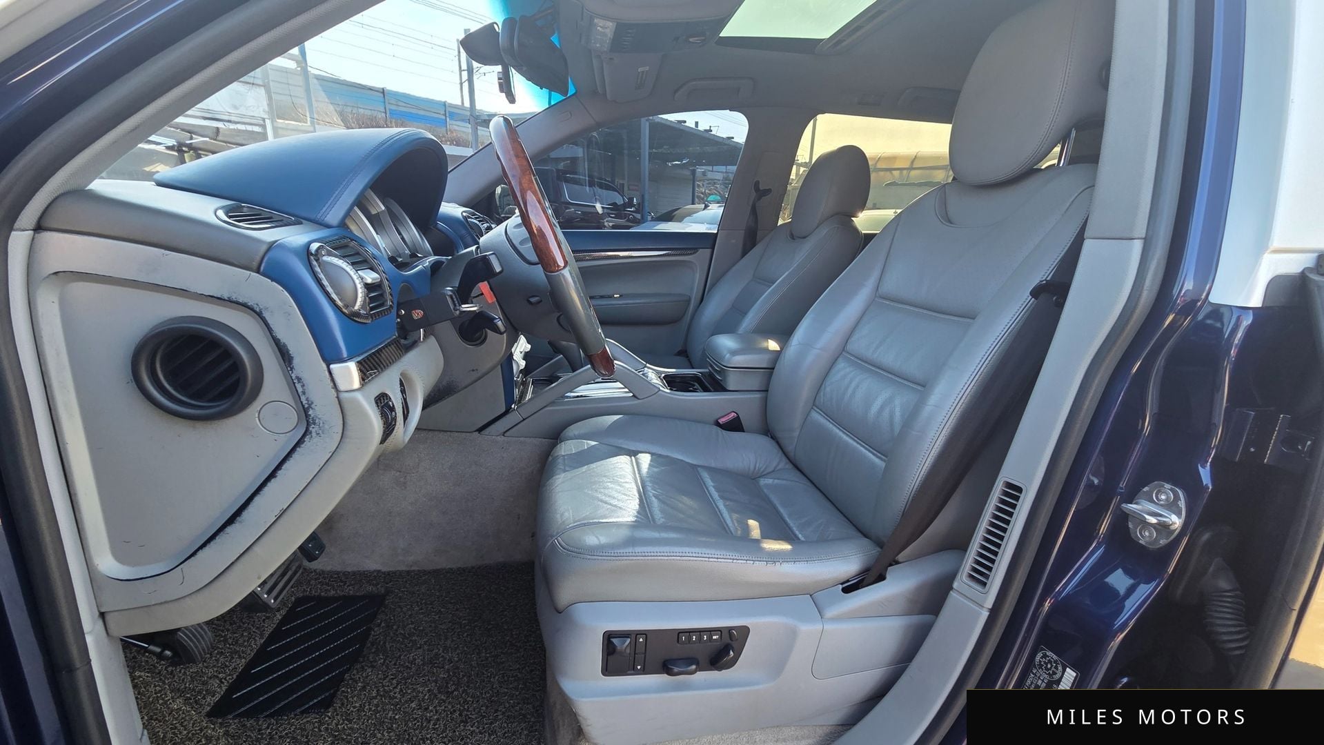 Porsche Cayenne 2004 — миниатюра 10