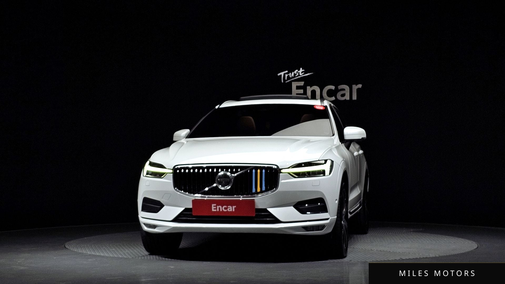 Volvo XC60 2019 — миниатюра 3