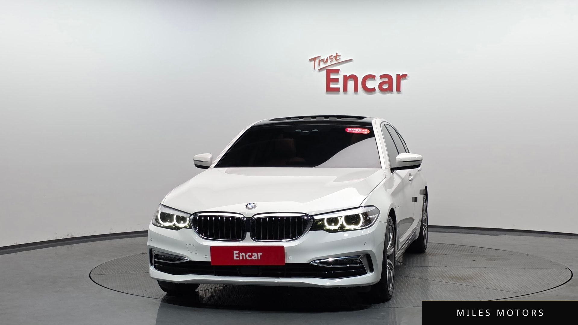 BMW 5 Series (G30) 2018 — миниатюра 2