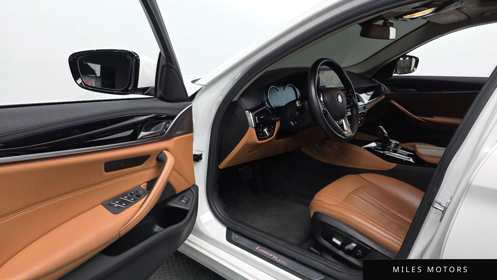 BMW 5 Series (G30) 2018 — миниатюра 12