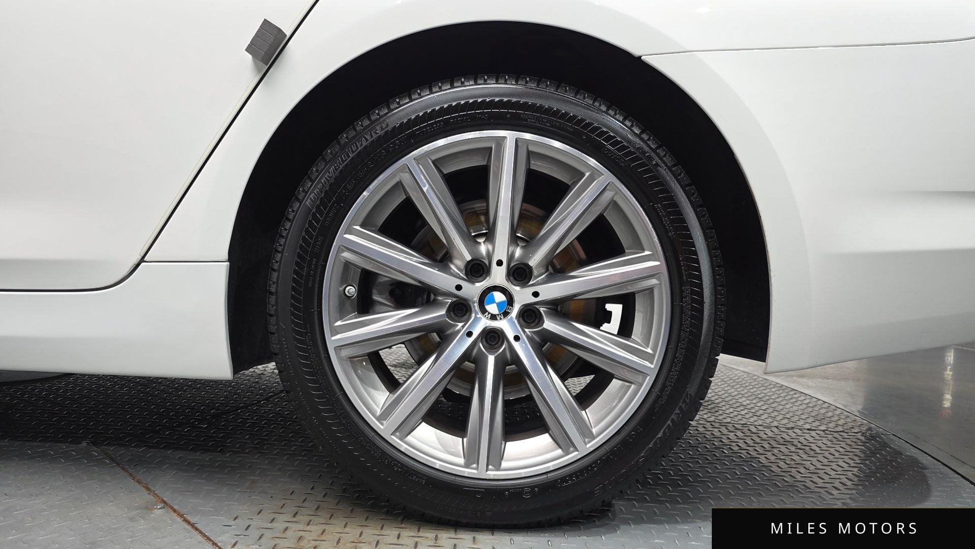 BMW 5 Series (G30) 2018 — миниатюра 6