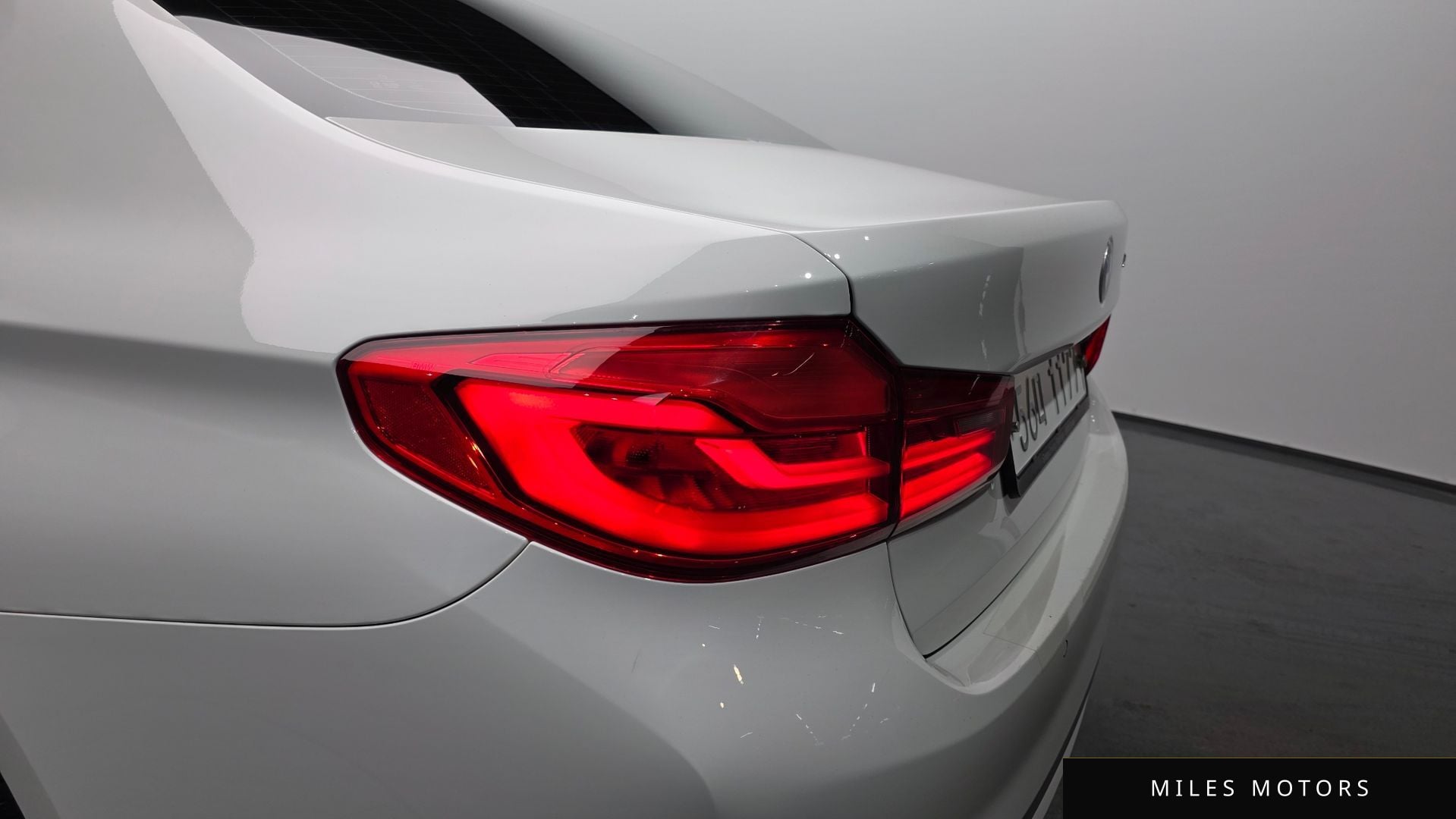 BMW 5 Series (G30) 2018 — миниатюра 8