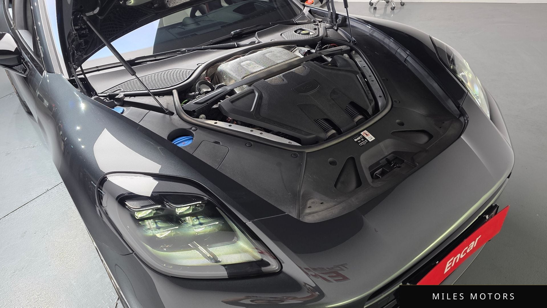 Porsche Panamera 2025 — миниатюра 5