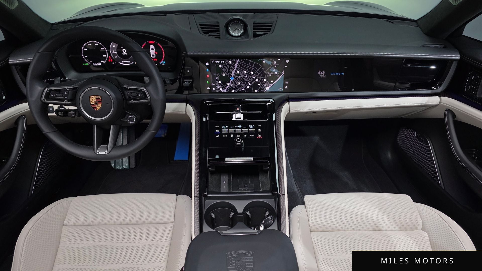 Porsche Panamera 2025 — миниатюра 9