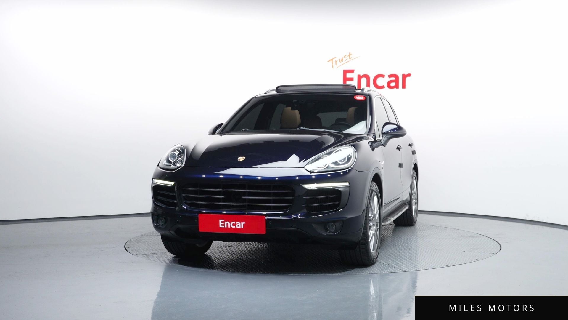 Porsche Cayenne 2016 — миниатюра 3