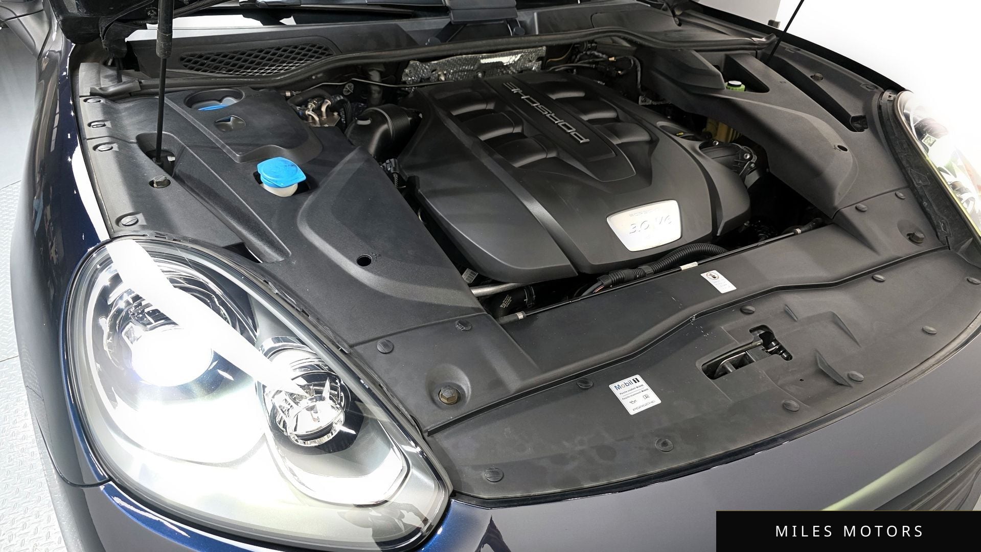 Porsche Cayenne 2016 — миниатюра 6
