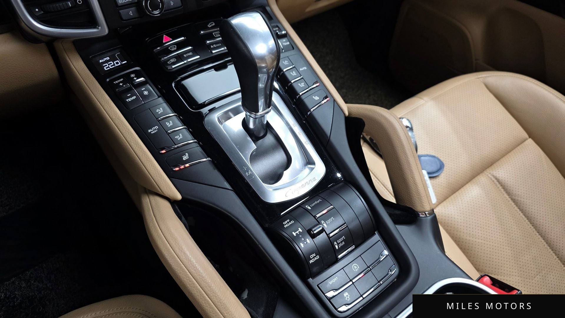 Porsche Cayenne 2016 — миниатюра 9
